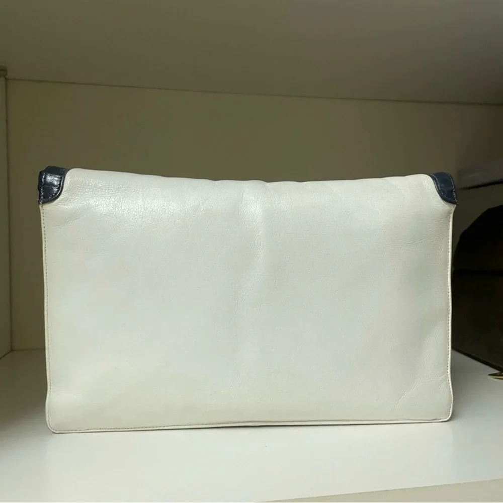 Susan Gail -Vintage White clutch with dark navy blue trim